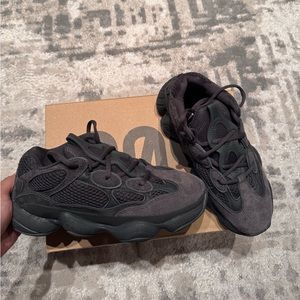 Adidas Yeezy 500 Utility Black